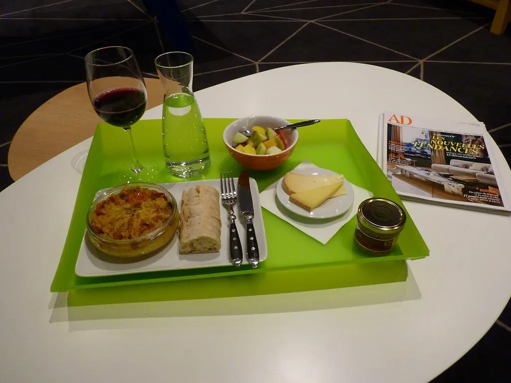 Ibis Styles Roanne Centre Gare Hotel 3*,